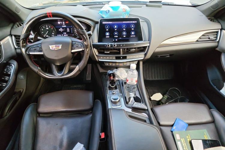 Used Cadillac CT5 2020 Revised 28T Platinum Sport Edition Center Console