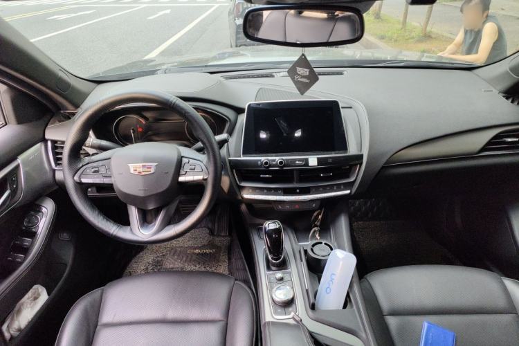 Used Cadillac CT5 2020 Revised Version 28T Luxury Edition Center Console