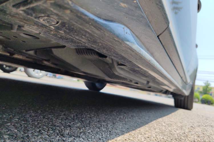 Used Cadillac CT5 2020 Revised 28T Platinum Sport Edition Chassis Front Left