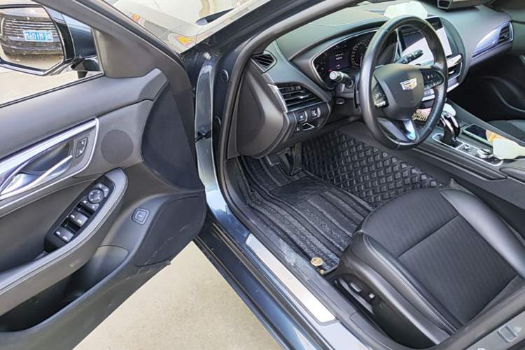 Used Cadillac CT5 2020 28T Tech Edition Driver Seat