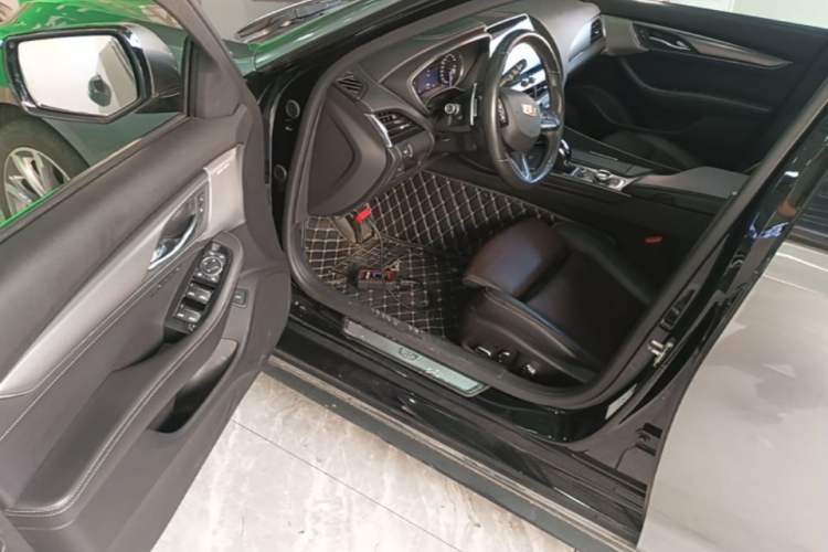 Used Cadillac CT5 2020 Updated 28T Leading Sporty Version Driver Seat