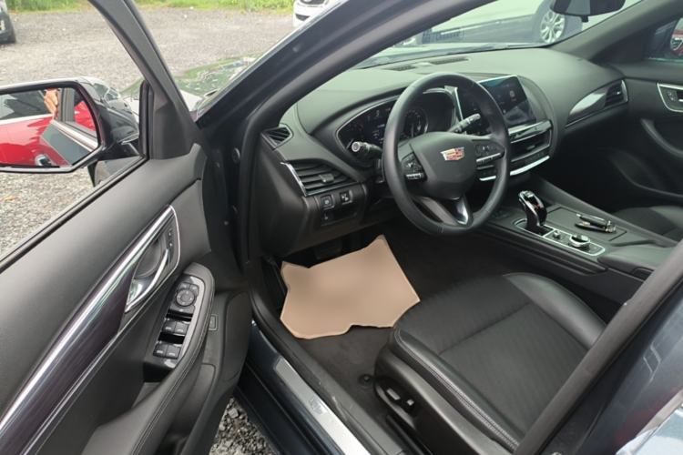 Used Cadillac CT5 2020 Revised Version 28T Tech Edition Driver Seat