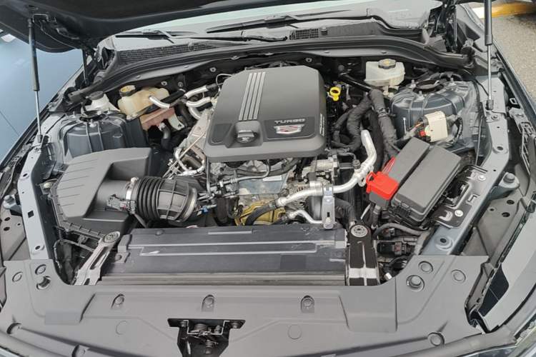 Used Cadillac CT5 2020 Updated 28T Leading Sporty Version Engine Bay