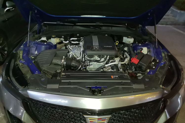 Used Cadillac CT5 2020 28T Luxury Version Engine Bay