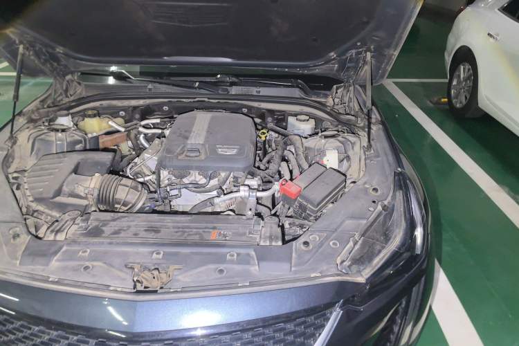 Used Cadillac CT5 2020 Revised Version 28T Luxury Edition Engine Bay Left