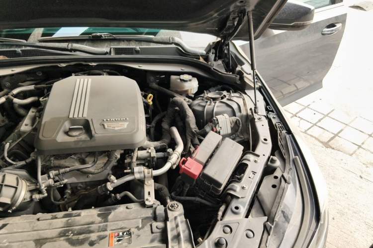 Used Cadillac CT5 2020 Revised Version 28T Fashion Edition Engine Bay Left