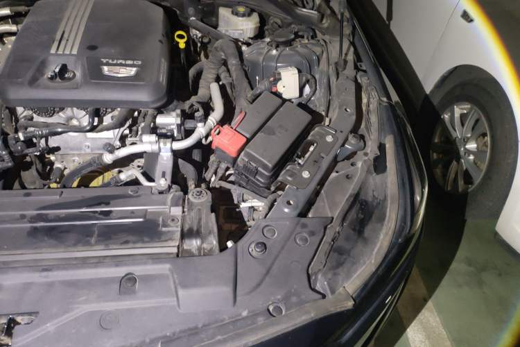 Used Cadillac CT5 2020 Revised Version 28T Luxury Edition Engine Bay Left