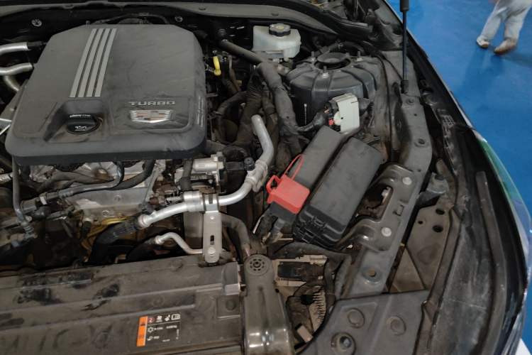 Used Cadillac CT5 2020 Revised Version 28T Luxury Edition Engine Bay Left