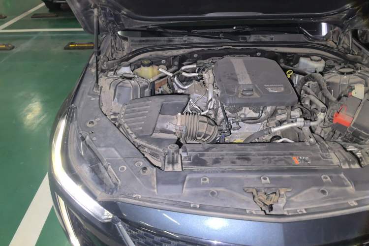 Used Cadillac CT5 2020 Revised Version 28T Luxury Edition Engine Bay Right
