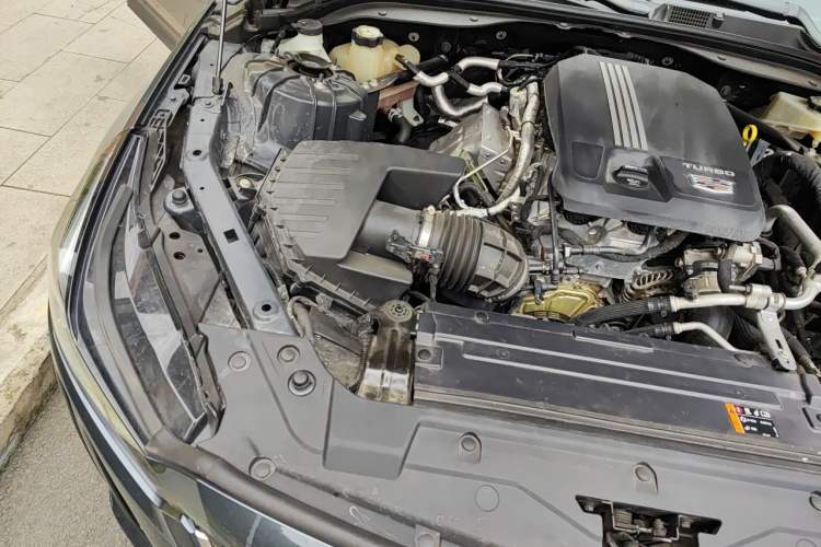 Used Cadillac CT5 2020 Revised Version 28T Luxury Edition Engine Bay Right