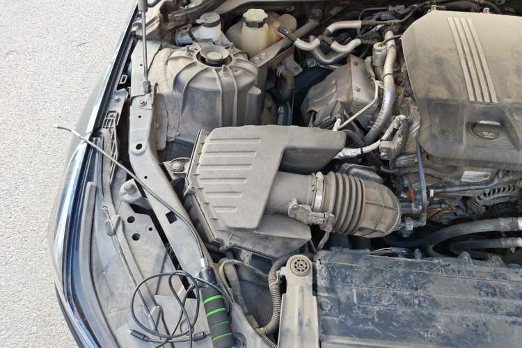 Used Cadillac CT5 2020 Revised 28T Platinum Sport Edition Engine Bay Right