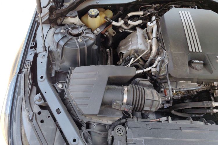 Used Cadillac CT5 2020 Revised 28T Platinum Sport Edition Engine Bay Right