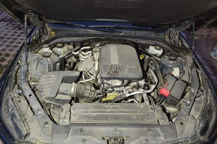 Used Cadillac CT5 2020 28T Luxury Version Engine Bay