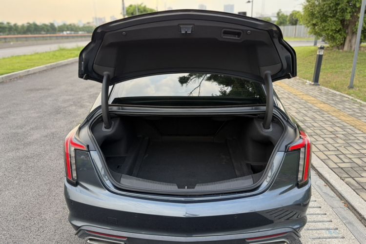 Used Cadillac CT5 2020 Revised Version 28T Luxury Edition Exterior 2