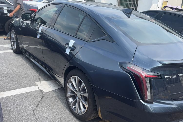 Used Cadillac CT5 2020 Updated 28T Leading Sporty Version Exterior 4