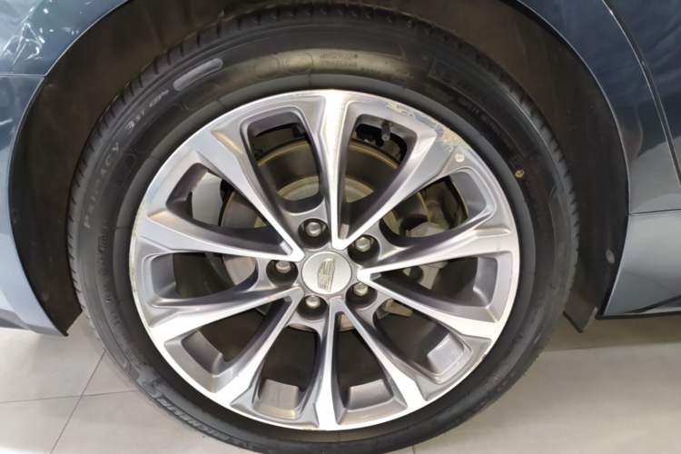 Used Cadillac CT5 2020 Updated 28T Leading Sporty Version Exterior 5
