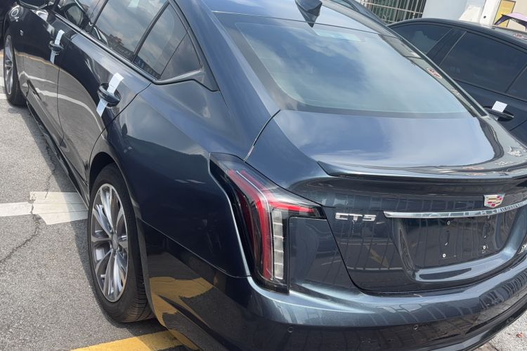 Used Cadillac CT5 2020 Updated 28T Leading Sporty Version Exterior 5