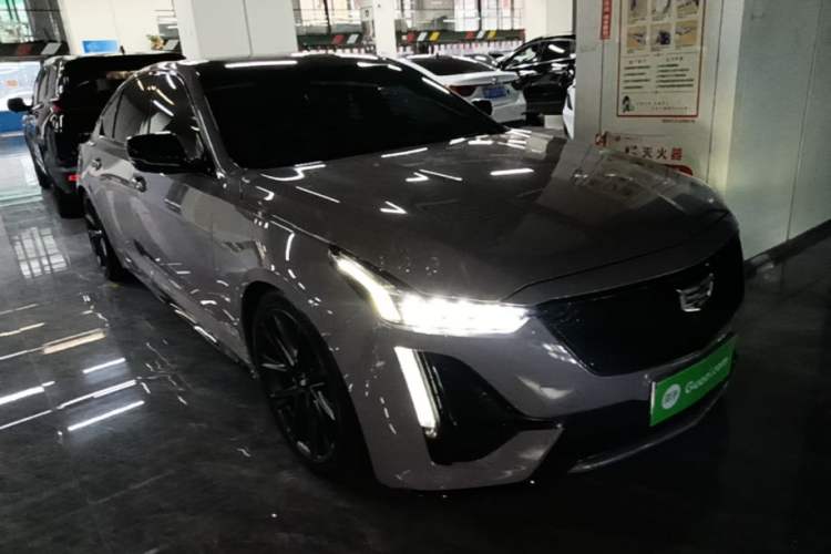 Used Cadillac CT5 2020 Revised 28T Platinum Sport Edition Front Right 45 Deg