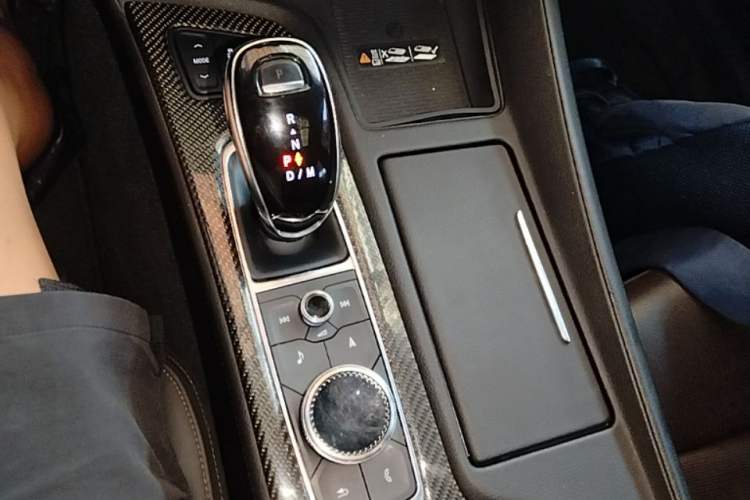 Used Cadillac CT5 2020 Revised 28T Platinum Sport Edition Gear Lever
