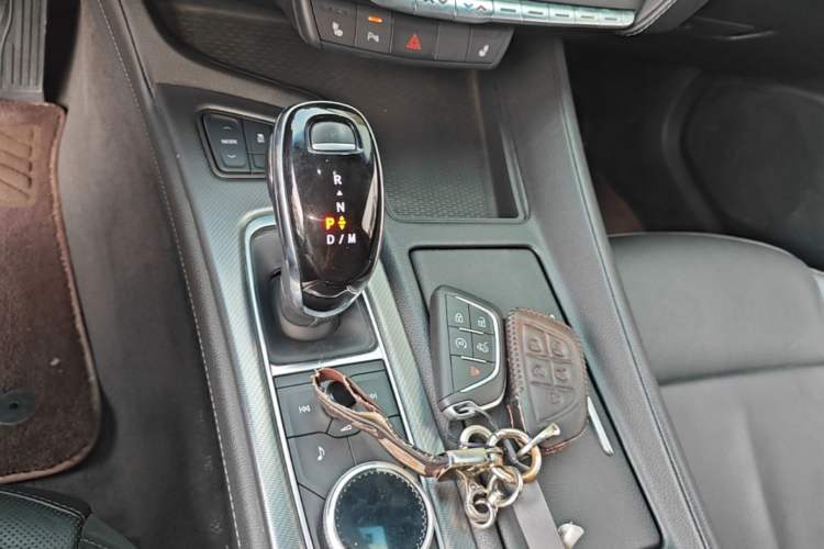 Used Cadillac CT5 2020 Revised Version 28T Luxury Edition Gear Lever