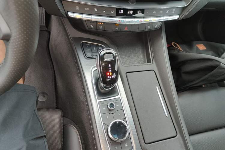 Used Cadillac CT5 2020 Updated 28T Leading Sporty Version Gear Lever
