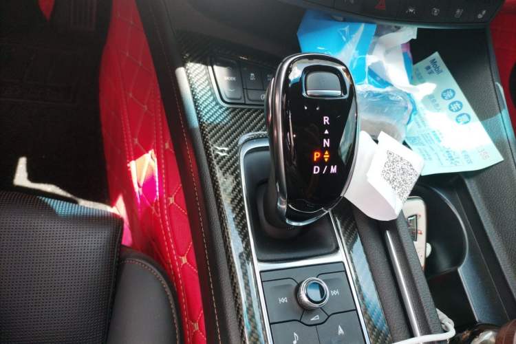 Used Cadillac CT5 2020 Revised 28T Platinum Sport Edition Gear Lever