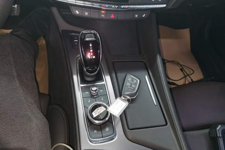Used Cadillac CT5 2020 28T Leading Sport Model Gear Lever