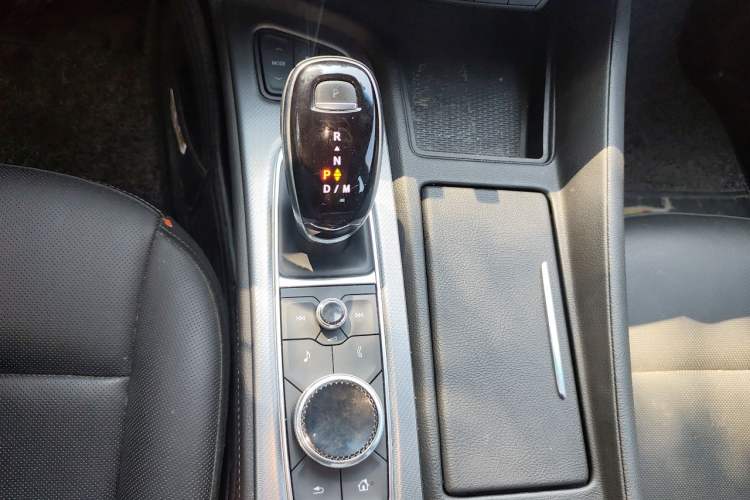 Used Cadillac CT5 2020 Revised Version 28T Luxury Edition Gear Lever
