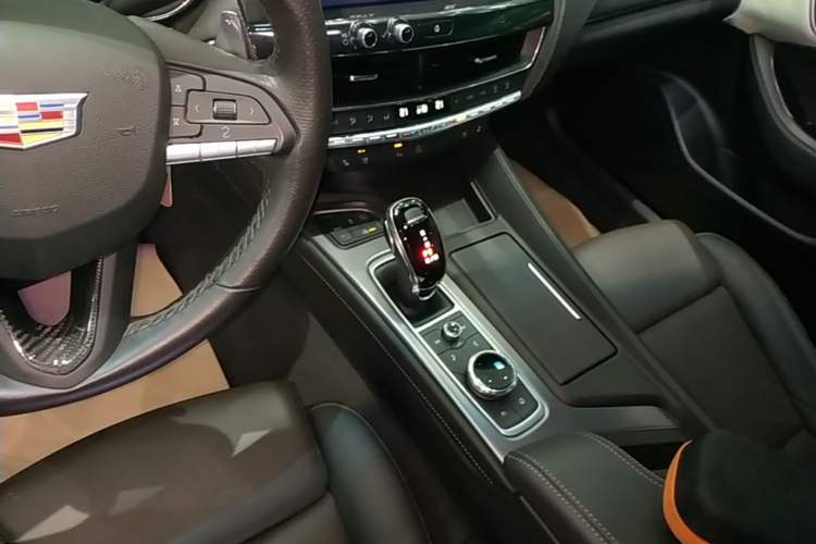 Used Cadillac CT5 2020 Updated 28T Leading Sporty Version Gear Lever