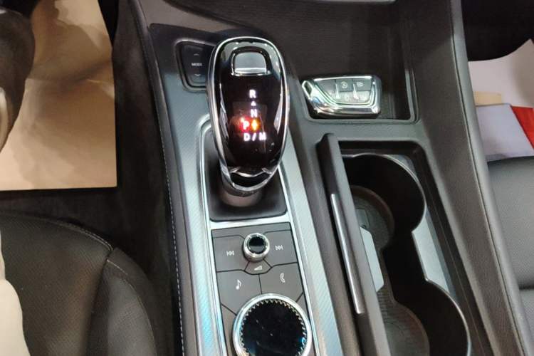 Used Cadillac CT5 2020 Revised Version 28T Luxury Edition Gear Lever