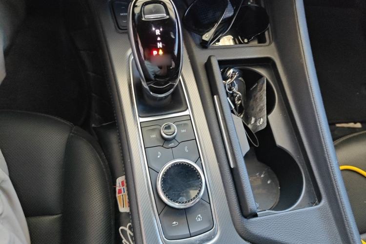 Used Cadillac CT5 2020 Revised Version 28T Luxury Edition Gear Lever