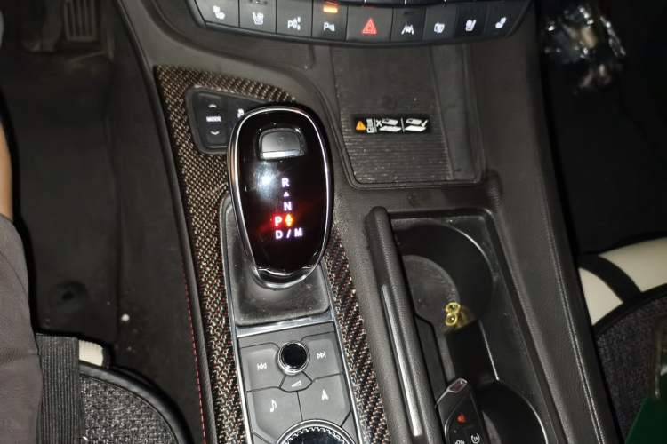 Used Cadillac CT5 2020 Revised 28T Platinum Sport Edition Gear Lever