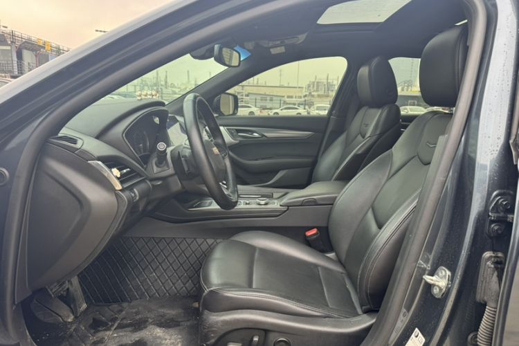 Used Cadillac CT5 2020 Revised Version 28T Luxury Edition Interior 2