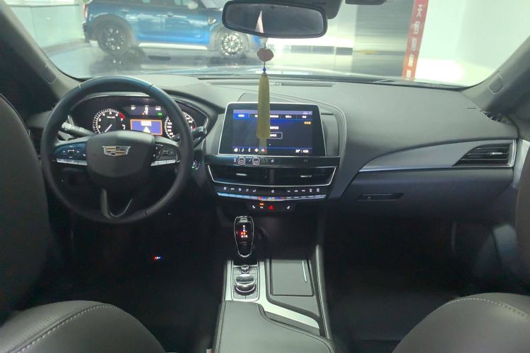 Used Cadillac CT5 2020 Revised Version 28T Luxury Edition Interior 2