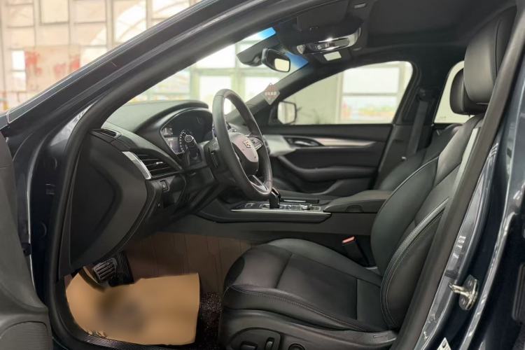 Used Cadillac CT5 2020 Revised Version 28T Luxury Edition Interior 2