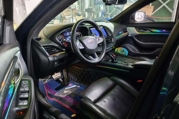 Used Cadillac CT5 2020 Updated 28T Leading Sporty Version Interior 5