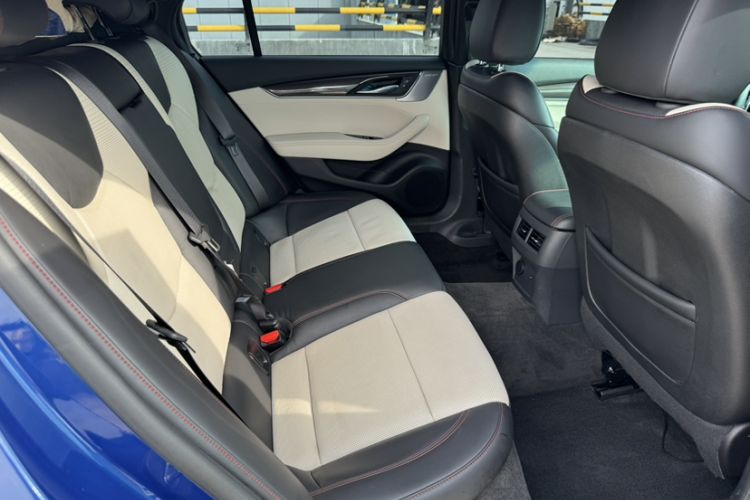 Used Cadillac CT5 2020 Revised 28T Platinum Sport Edition Interior 6