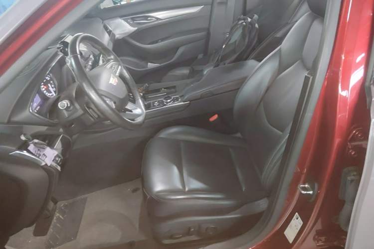 Used Cadillac CT5 2020 28T Luxury Version Left Front Seat