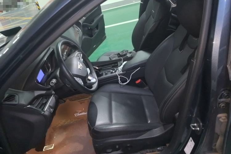 Used Cadillac CT5 2020 Revised Version 28T Luxury Edition Left Front Seat