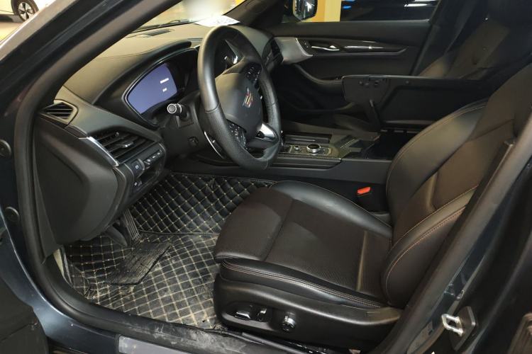 Used Cadillac CT5 2020 Revised 28T Platinum Sport Edition Left Front Seat