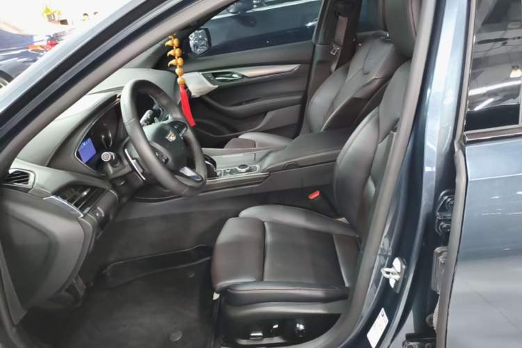 Used Cadillac CT5 2020 Updated 28T Leading Sporty Version Left Front Seat