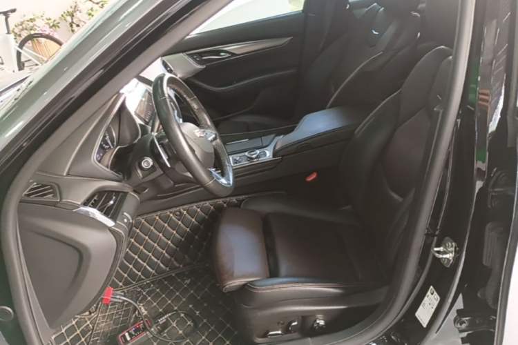 Used Cadillac CT5 2020 Updated 28T Leading Sporty Version Left Front Seat
