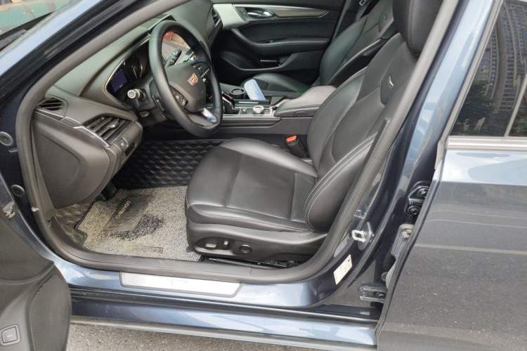 Used Cadillac CT5 2020 Revised Version 28T Luxury Edition Left Front Seat