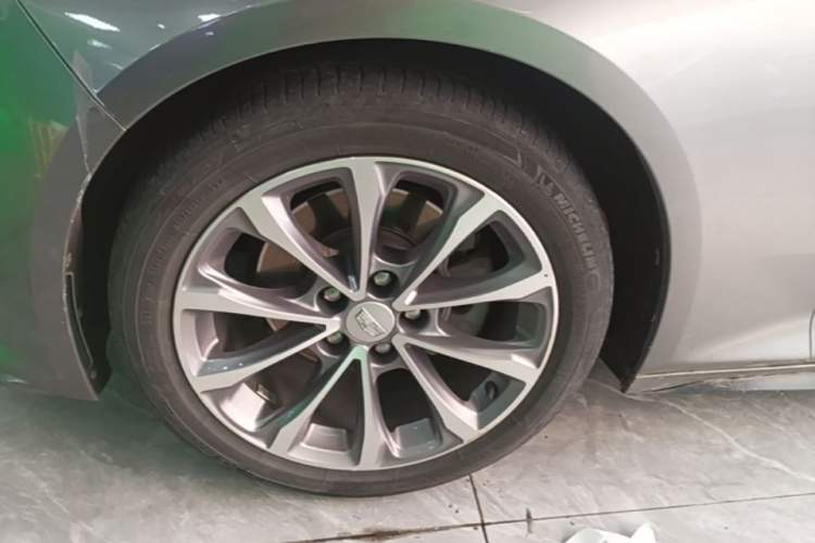 Used Cadillac CT5 2020 Updated 28T Leading Sporty Version Left Front Wheel Hub