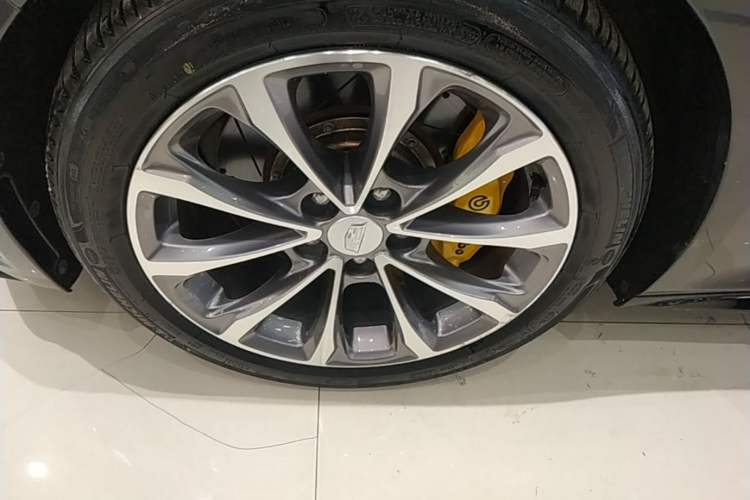 Used Cadillac CT5 2020 Updated 28T Leading Sporty Version Left Front Wheel Hub