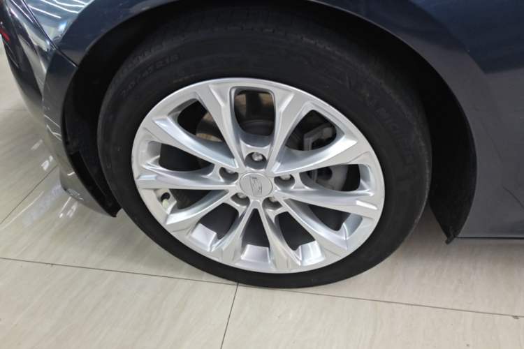 Used Cadillac CT5 2020 Revised Version 28T Luxury Edition Left Front Wheel Hub