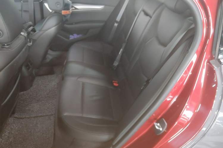Used Cadillac CT5 2020 28T Luxury Version Left Rear Seat