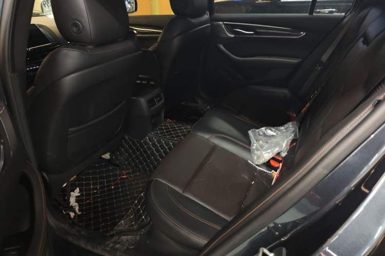 Used Cadillac CT5 2020 Revised 28T Platinum Sport Edition Left Rear Seat