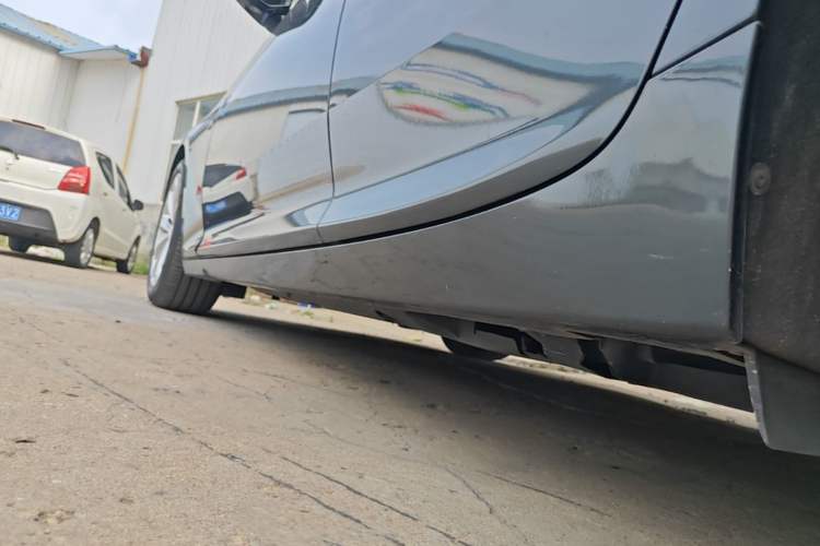Used Cadillac CT5 2020 Revised Version 28T Luxury Edition Left Side Sill
