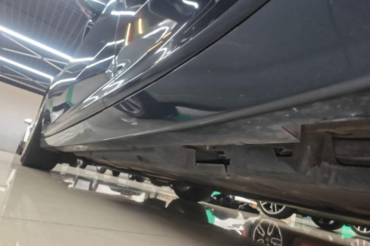 Used Cadillac CT5 2020 Revised Version 28T Luxury Edition Left Side Sill